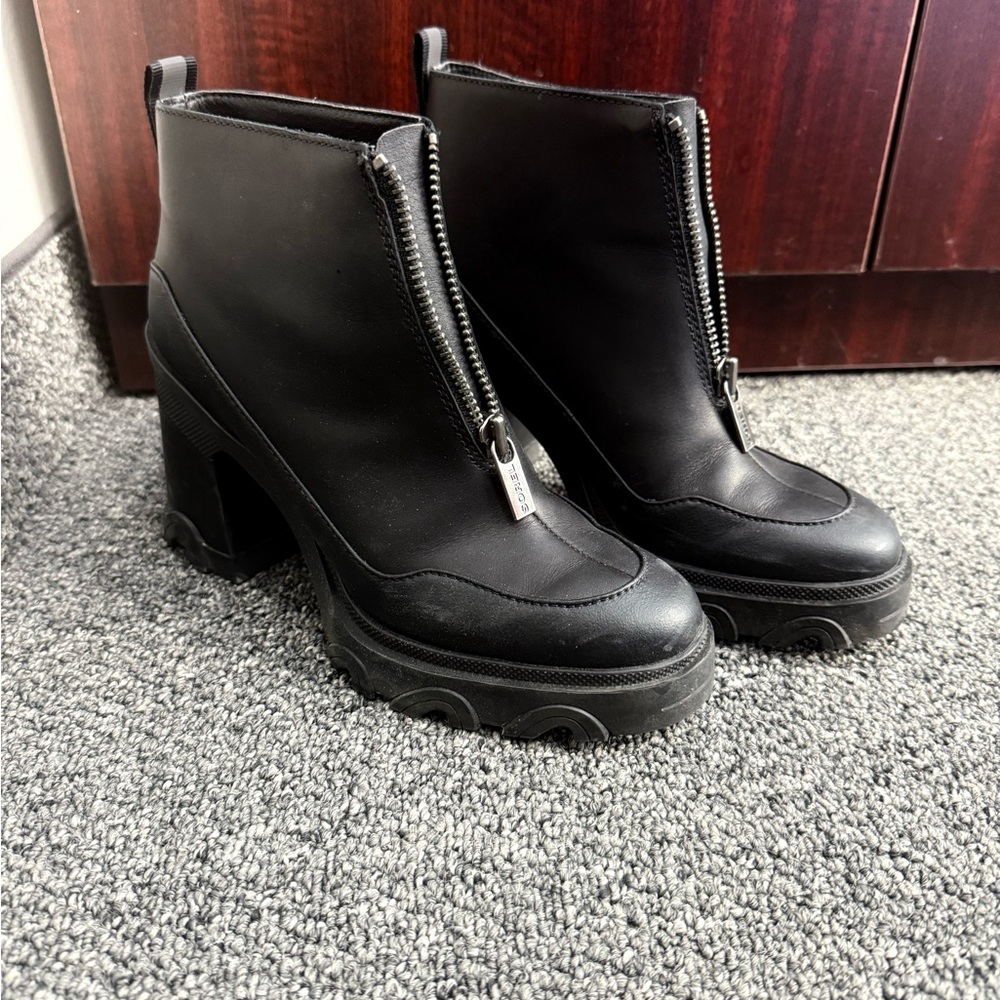 Sorel Brex zip heel boot